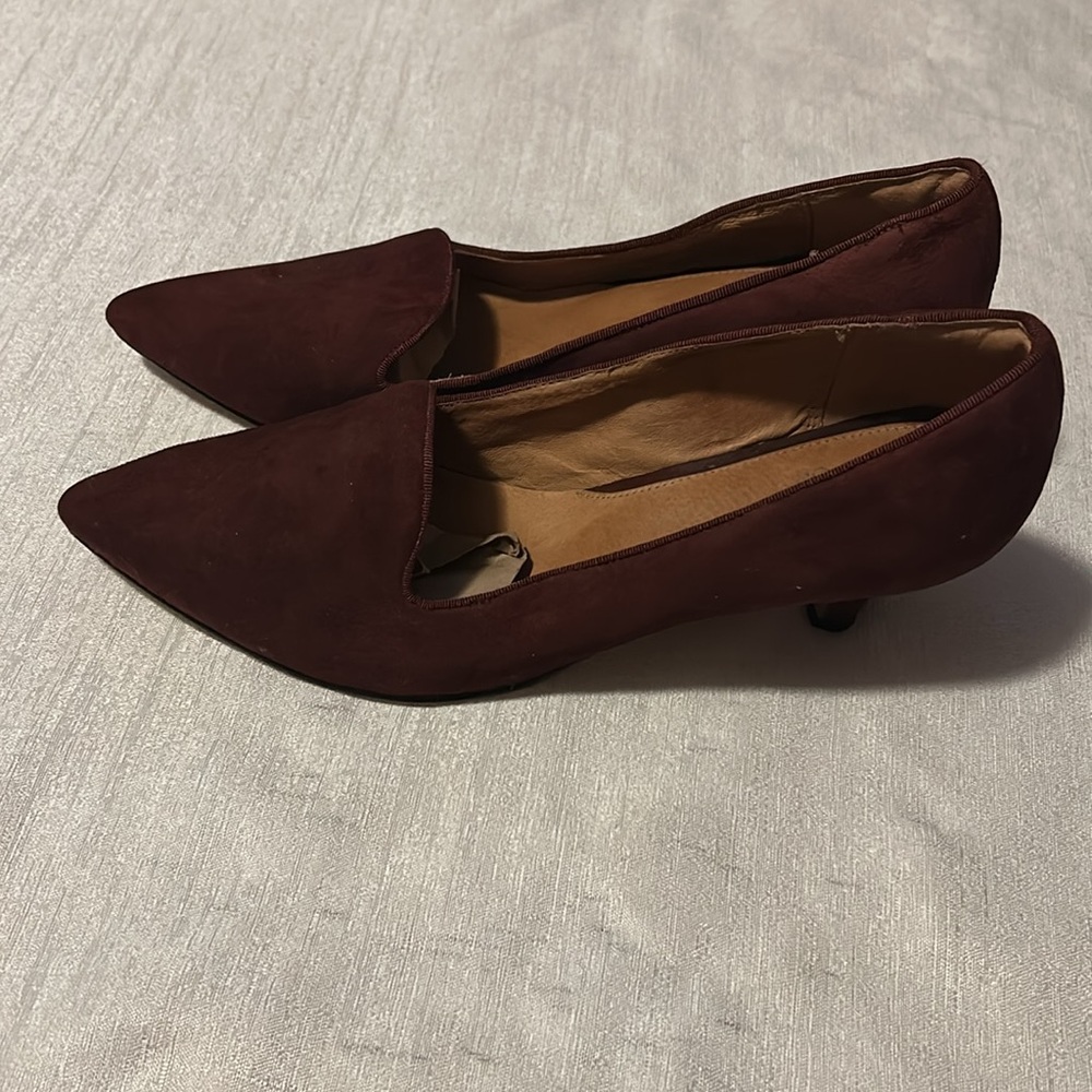 Clarks Burgundy Women's Flats - Picture 5 of 10